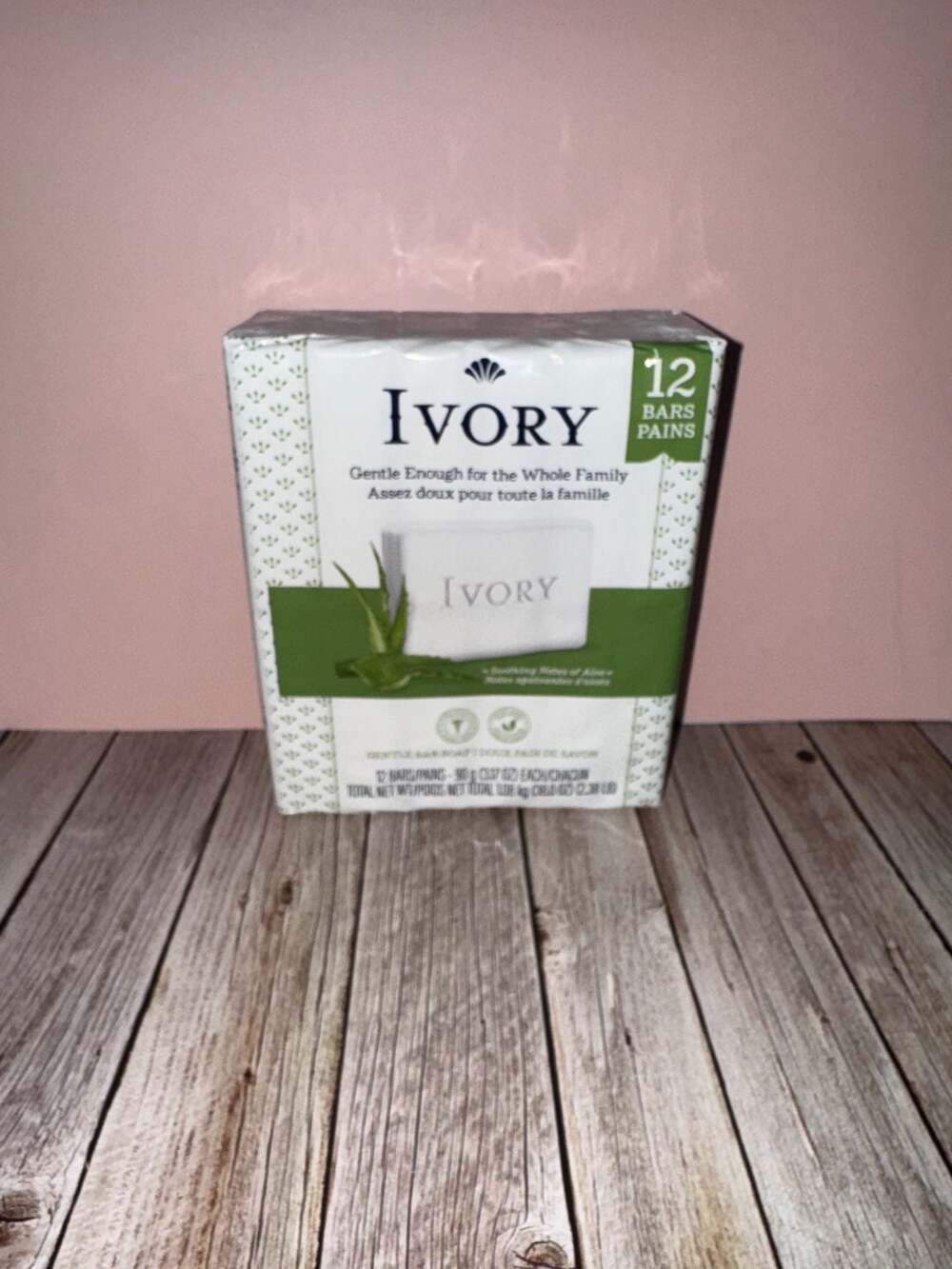 Ivory Gentle Bar Soap Soothing Notes of Aloe 12 Count 3.17 oz Bars - Picture 2 of 3